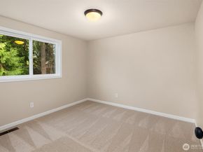 4222 205th Place NE, Sammamish WA 98074