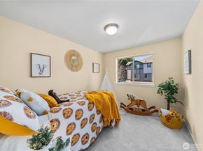 16528 2nd Park SE, Bothell WA 98012