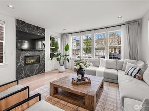 1314 Pine Crest Cir NE, Issaquah WA 98029