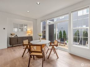 1314 Pine Crest Cir NE, Issaquah WA 98029