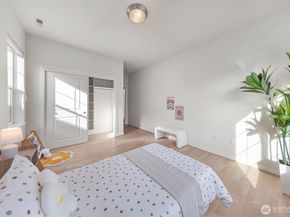 1314 Pine Crest Cir NE, Issaquah WA 98029