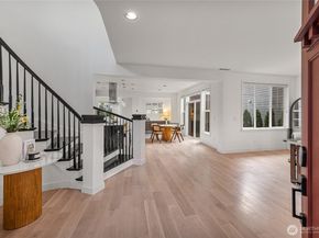 1314 Pine Crest Cir NE, Issaquah WA 98029