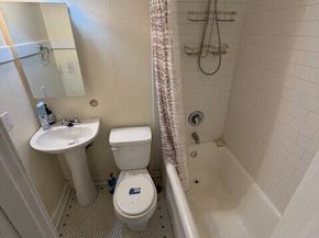 901 NE 43rd Street 106, Seattle WA 98105