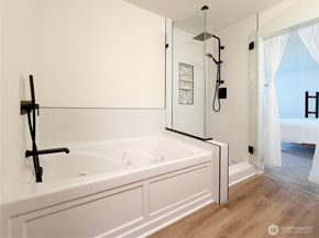 5807 14th Drive W, Everett WA 98203