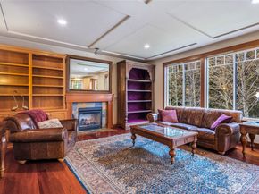 24502 NE 27th Place, Sammamish WA 98074