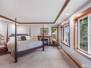 24502 NE 27th Place, Sammamish WA 98074