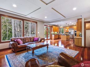 24502 NE 27th Place, Sammamish WA 98074