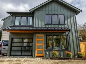 8319 25th Avenue NW, Seattle WA 98117