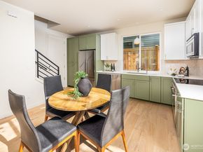 8319 25th Avenue NW, Seattle WA 98117