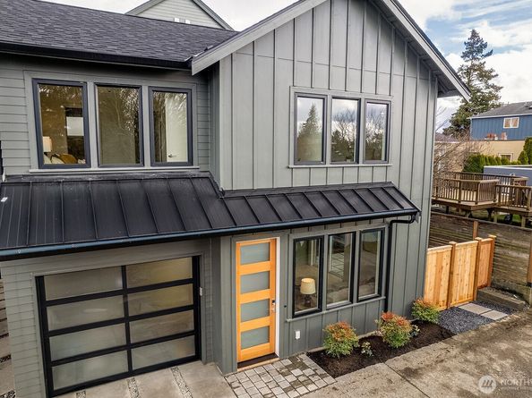 8319 25th Avenue NW, Seattle WA 98117