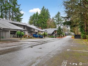 4123 145th Avenue NE, Bellevue WA 98007