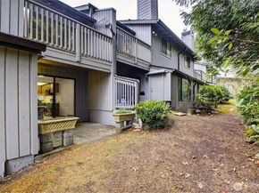 4123 145th Avenue NE, Bellevue WA 98007