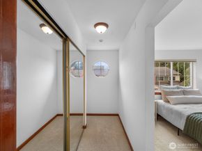 18410 36th Avenue W C, Lynnwood WA 98037