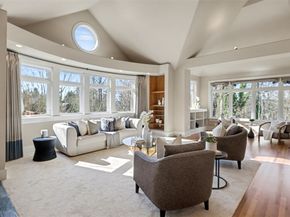 13730 Main Street, Bellevue WA 98005