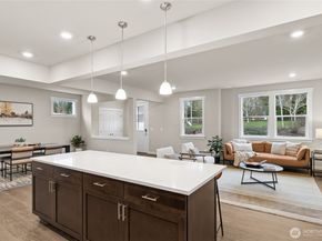 11423 SE 83rd Place 19, Newcastle WA 98056