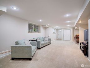 1845 230th Avenue NE, Sammamish WA 98074