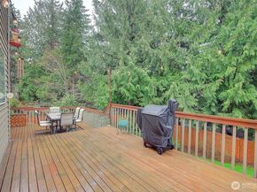 1845 230th Avenue NE, Sammamish WA 98074