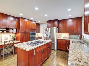 1845 230th Avenue NE, Sammamish WA 98074