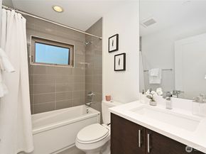 6312 32nd Avenue NW F, Seattle WA 98107