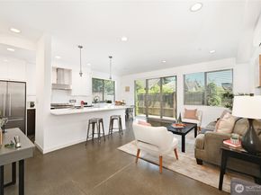 6312 32nd Avenue NW F, Seattle WA 98107