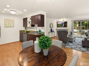 215 9th Street D101, Kirkland WA 98033