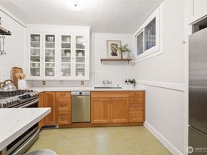 1732 15th Avenue 3, Seattle WA 98122