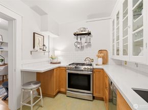 1732 15th Avenue 3, Seattle WA 98122