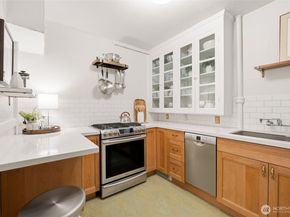 1732 15th Avenue 3, Seattle WA 98122