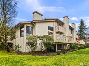 16014 Village Green Drive SE C, Mill Creek WA 98012