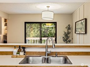 16014 Village Green Drive SE C, Mill Creek WA 98012
