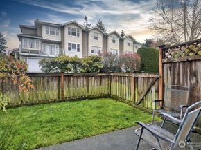 2680 139th Avenue SE 40, Bellevue WA 98005