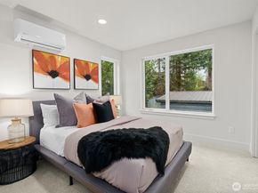 10829 104th Avenue NE, Kirkland WA 98033