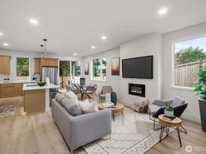 10829 104th Avenue NE, Kirkland WA 98033