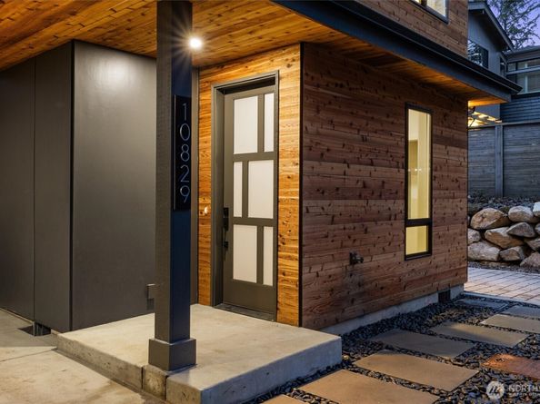 10829 104th Avenue NE, Kirkland WA 98033