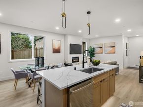 10829 104th Avenue NE, Kirkland WA 98033
