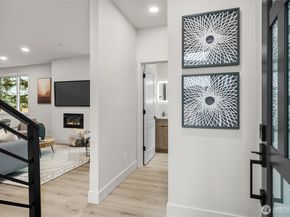 10829 104th Avenue NE, Kirkland WA 98033