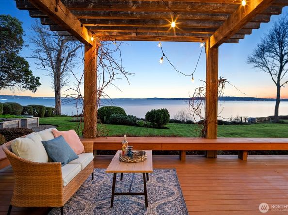 12388 NE Marine View Drive, Kingston WA 98346