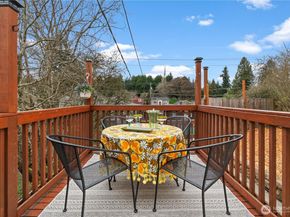 4849 25th Avenue SW, Seattle WA 98106
