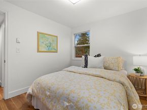 4849 25th Avenue SW, Seattle WA 98106