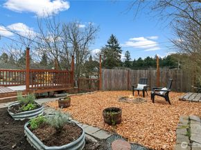 4849 25th Avenue SW, Seattle WA 98106