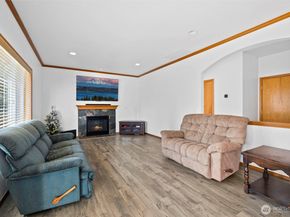 1496 Aberdeen Avenue NE, Renton WA 98056