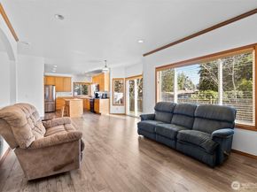 1496 Aberdeen Avenue NE, Renton WA 98056