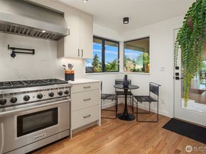 2426 NW 201st Place, Shoreline WA 98177