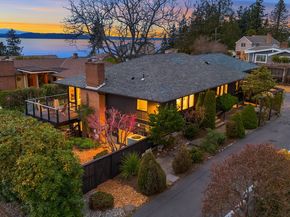 2426 NW 201st Place, Shoreline WA 98177