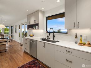 2426 NW 201st Place, Shoreline WA 98177