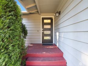 22911 23rd Place S, Des Moines WA 98198