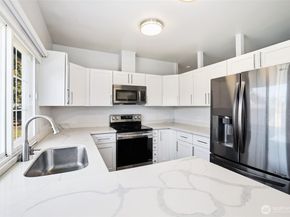 22911 23rd Place S, Des Moines WA 98198