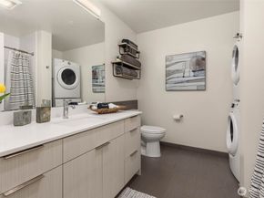 590 1st Avenue S 702, Seattle WA 98104