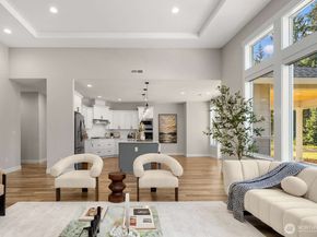 5541 Skyfall Place NW, Bremerton WA 98312