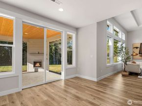 5541 Skyfall Place NW, Bremerton WA 98312